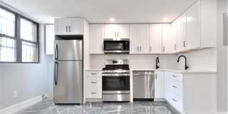 135 East 46th Street Gallery 3