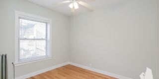 1923 W Winona Gallery 7