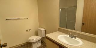 University Court Apartments Gallery 100