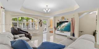 18413 NE 27th Ct Gallery 9