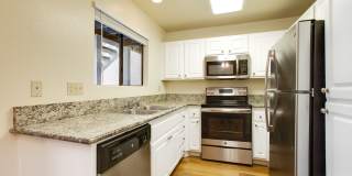 Island Club Apartments Gallery 12