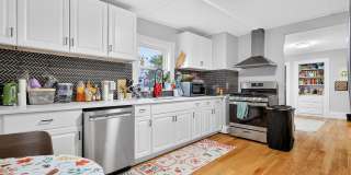 Nice 3 bed in Somerville Gallery 9
