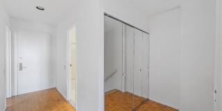 23 Water Grant Street Gallery 21