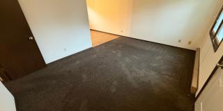 1145 Lancaster Gallery 3