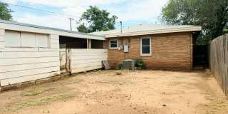 Adorable, Unique, and Roomy 3/2 Close to Tech! Move in Special Half off First Month! Gallery 19