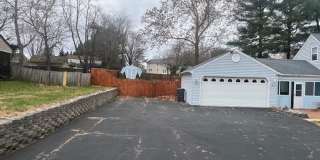 LOVELY CAPE COD WITH 4 BEDS, 2 BATHS AND GARAGE Gallery 45