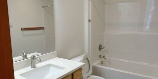 1205 North Garden Street Gallery 70