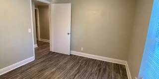 Walk to UF & Downtown! Gallery 18