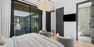 1610 NE 4th Pl 1610 NE 4th Pl Gallery 24