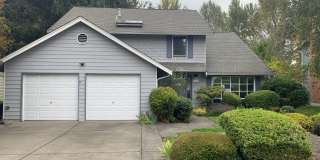 $3900.00 3 Bedroom 2.5 Bath Modern Style Home in Kirkland Gallery 1