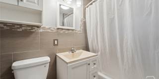 742 E Park Avenue Gallery 29