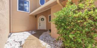 2718 Country Club Drive Gallery 1