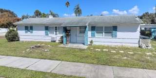 Charming 1-Bedroom Retreat in the Heart of Dunedin Gallery 1