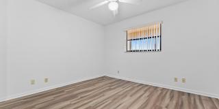 700 Uno Lago Drive Gallery 24