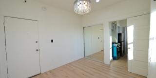 48 Navy St Gallery 13