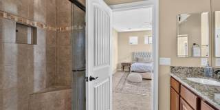 Gorgeous townhome near NAU Gallery 27