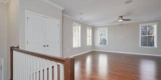 412 WOODCREST Drive SE Gallery 3