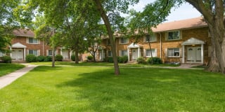 Brentwood Park Townhomes and Apartments Gallery 14