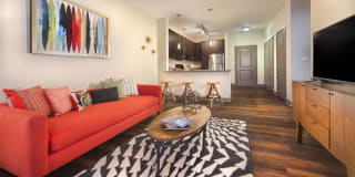 Axis Gallery 27