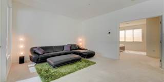 4535 Dean Martin Drive Gallery 22