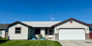 Spacious 4-Bedroom Home with RV Parking & No Backyard Neighbors Gallery 1