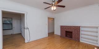 2253 W Argyle St Gallery 7