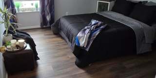 Renovated Two Bedroom Condo with Garage Space in Ladue School District Gallery 9