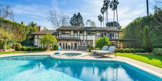 13037 San Vicente Boulevard Gallery 1