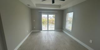 Brand new construction never lived in 4/3 Gallery 8