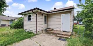 Step into this beautifully remodeled 3-bedroom, 2-bathroom home offering modern upgrades and comfortable living in a great Sherman location. Gallery 25