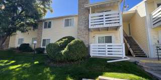 Spacious 2 Bed, 2 Bath Condo – Prime Lowry Location! Gallery 3