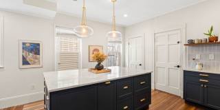 32 Roseclair St unit: 2 Gallery 18