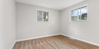 111 W Southern Avenue Gallery 7