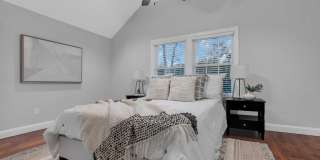 447 W Park Avenue Gallery 19