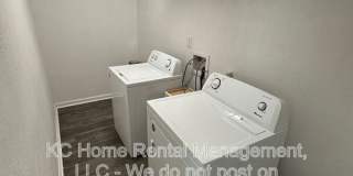 3124 N. 55th St. Gallery 27