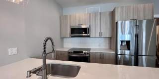340 Adams Street Northeast - Gallery 11