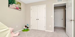 Spacious 5BR House in Riverview Gallery 22