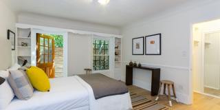 465 S Sherbourne Dr Gallery 12