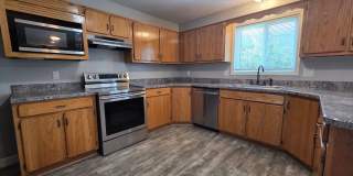 Gorgeous Corner lot Home for Rent! Gallery 26