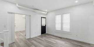 522 Kelton Avenue Gallery 10