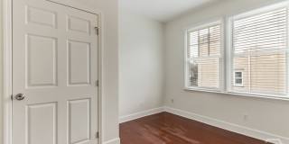 301 W Henry Street Gallery 14