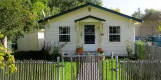 This perfect 2-bedroom, 1-bathroom Apartment with Great Location! Gallery 1