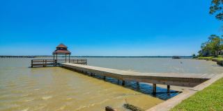 Lake Forest Gallery 17