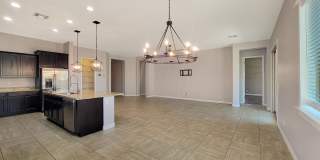 18617 W Williams Street Gallery 15