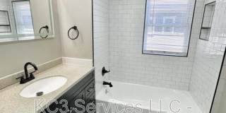 5122 The Paseo Gallery 15