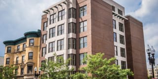 1085 Boylston Gallery 2