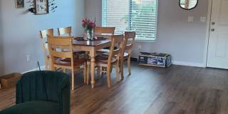 2 Bedroom, 2 Bath with Solar Panels Available Now! Gallery 4