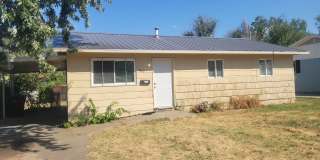 2 Bedroom ,1 bathroom home in Topeka Gallery 1