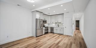 Modern 2BR 2BA Apartment in Columbia Heights Gallery 5