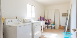 1047 E Alameda Dr Gallery 35